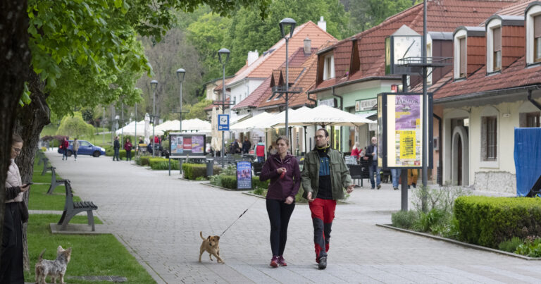 Takmer dve tretiny Slovákov sú nespokojné so smerovaním našej spoločnosti, ukázal prieskum