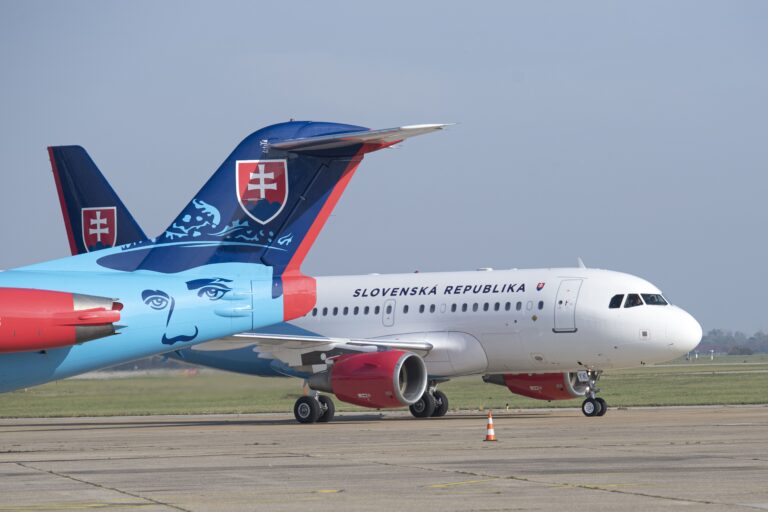 Prví evakuovaní občania Slovenska z Blízkeho východu prídu do Bratislavy