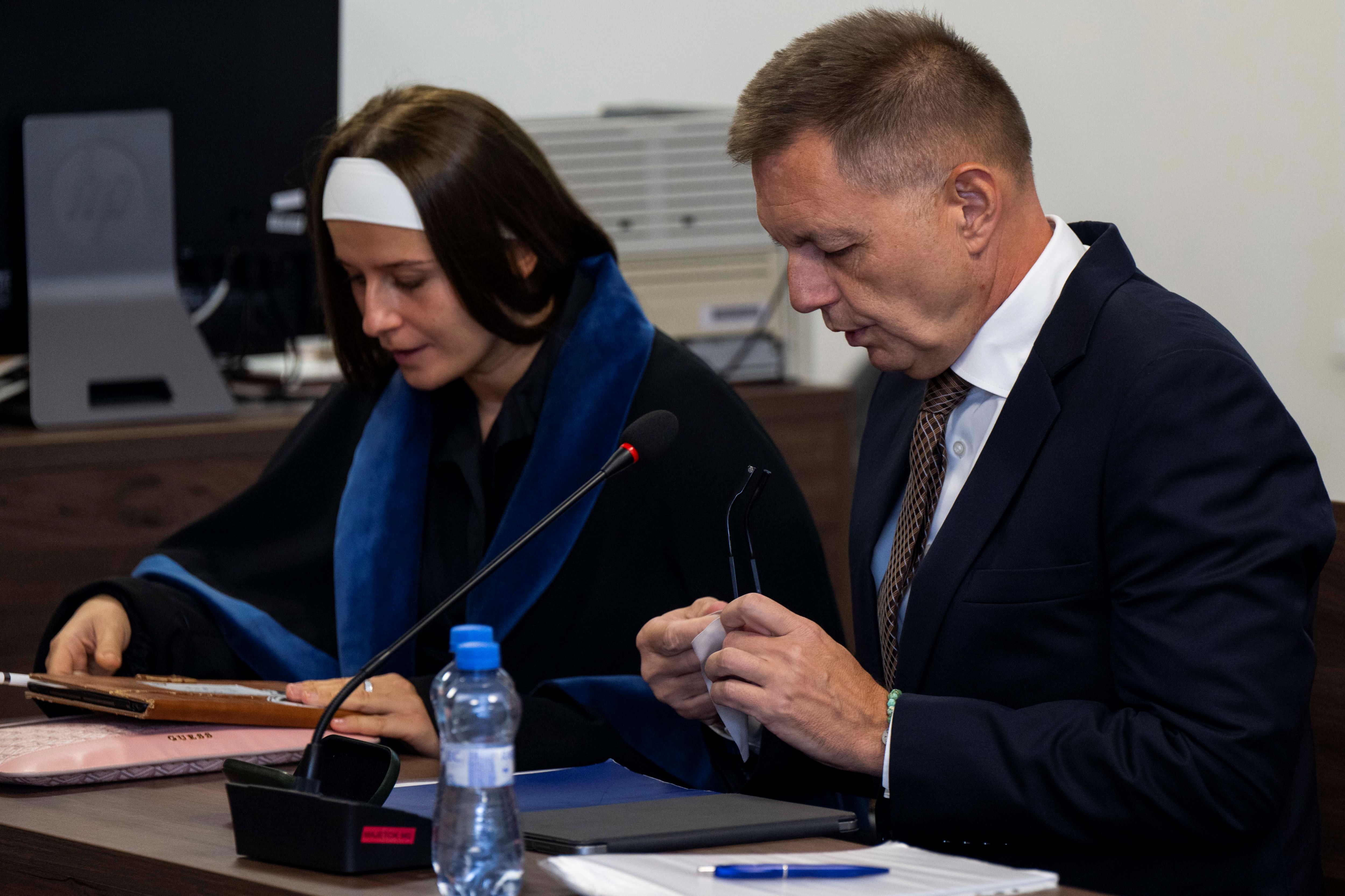 Kažimír milión eur na svojom účte nevysvetlil. Súd proces odročil na koniec novembra