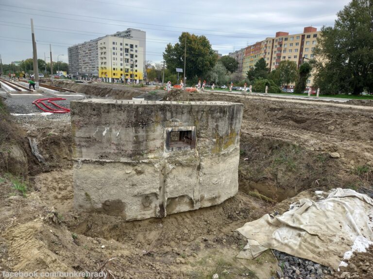 Protitanková stena v Petržalke napokon zostane zachovaná v celosti