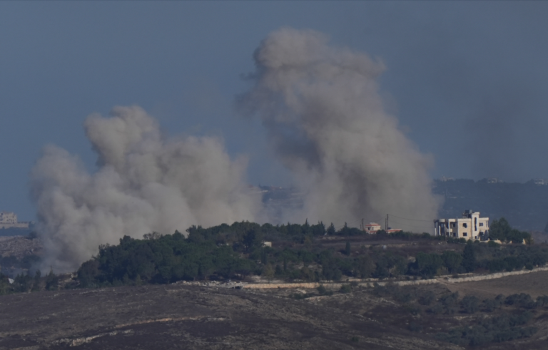 Izrael pokračoval v bombardovaní južného Bejrútu aj v sobotu