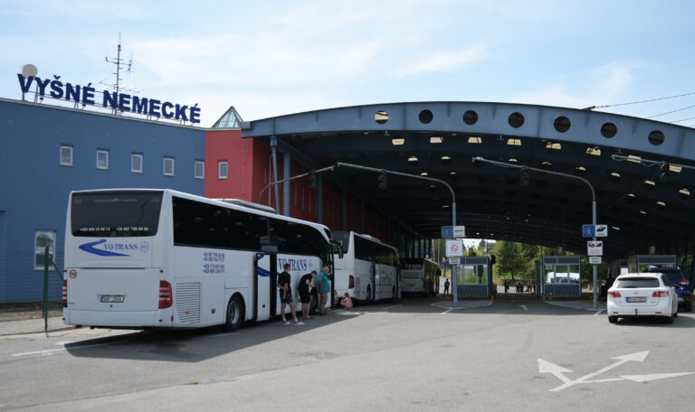 EÚ sa dohodla na zavádzaní nového hraničného systému s biometrickými údajmi