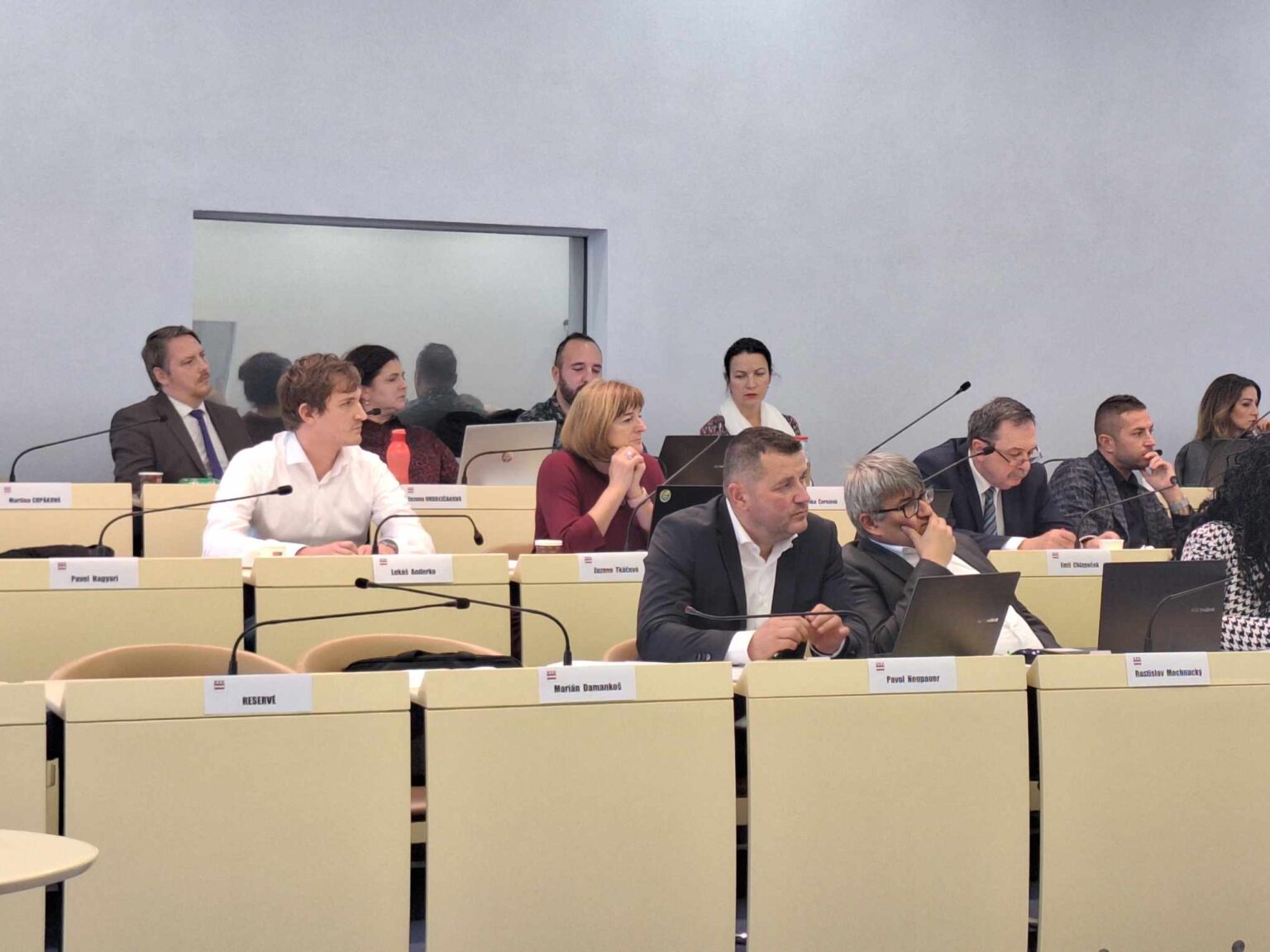 Na stredajšom mestskom zastupiteľstve v Prešove padali slová ako podvod, politická nominácia či neodbornosť. Foto: redakcia
