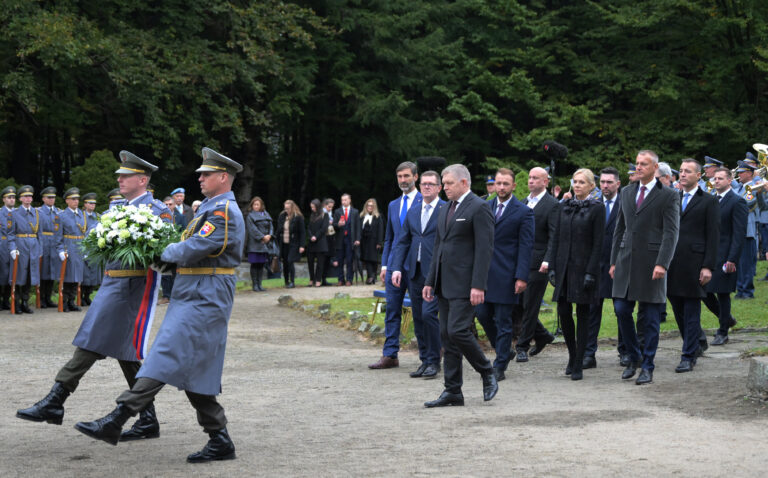 Fico zdôraznil význam operácie na Dukle a príchod slobody z východu