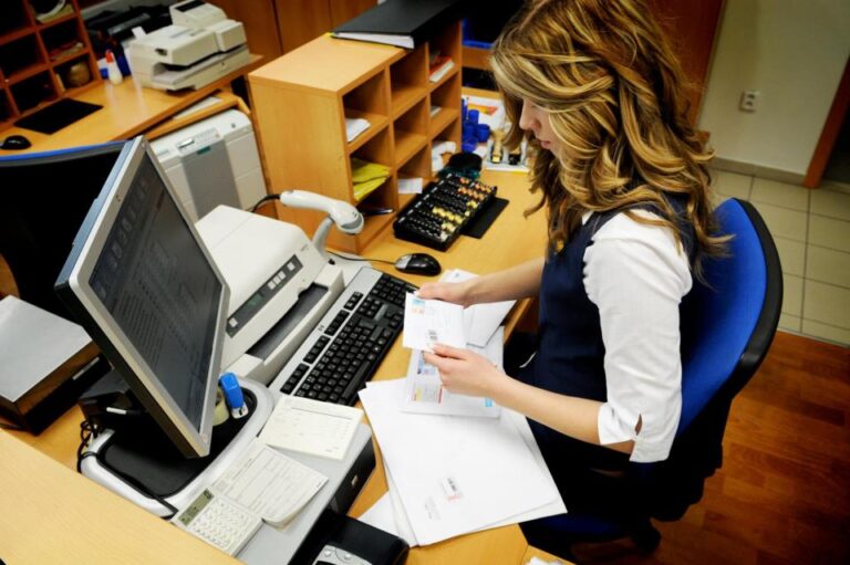 Štát obnovil po kyberútoku výpisy z katastra na poštách i dátové prepojenie