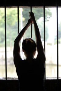 Reportáž z väznice v Ilave alebo osobná skúsenosť za bránami slobody  