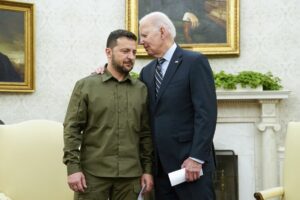 Ak niekto koná v neprospech svojho štátu nie je to Fico, ale Zelenskyj