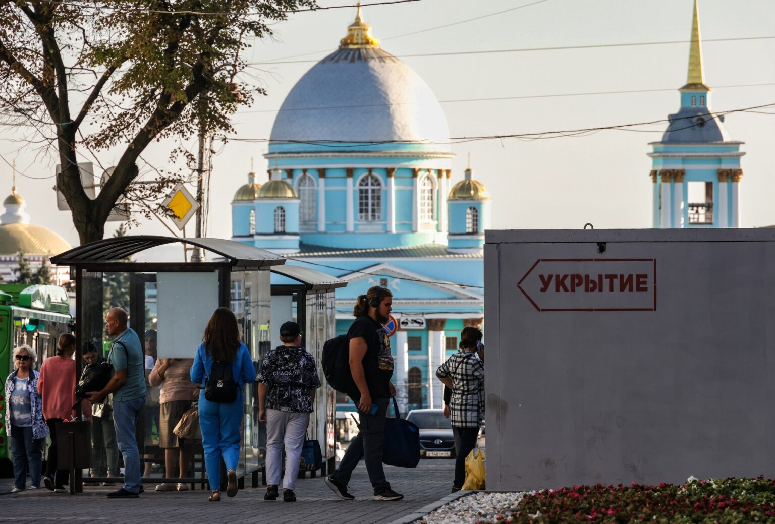 Obyvatelia Kurska v uliciach mesta. Foto: Vladimir Gerdo / TASS / Profimedia
