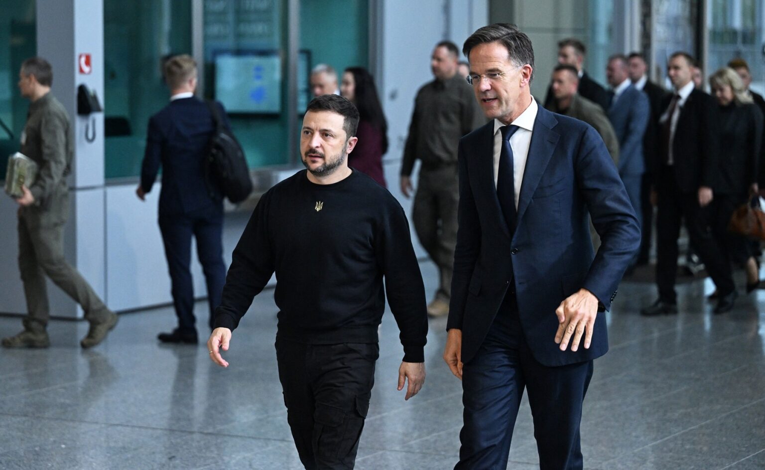  Ukrajinský prezident Volodymyr Zelenskyj sa stretáva s generálnym tajomníkom Severoatlantickej aliancie (NATO) Markom Rutte v sídle NATO v Bruseli 17. októbra 2024. Foto: AA/ABACA / Abaca Press / Profimedia