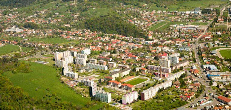 Žarnovicu zaujíma názor mladých na život v meste, odpovede zohľadnia v akčnom pláne