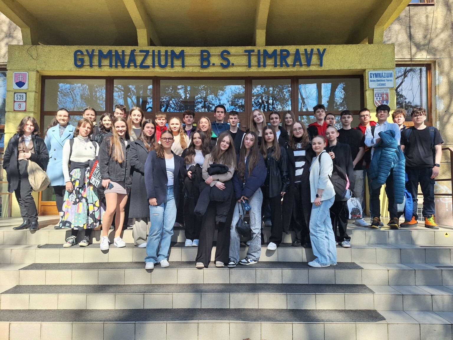 Žiaci Gymnázia Boženy Slančíkovej Timravy v Lučenci. Foto: Facebook/Gymnázium Boženy Slančíkovej Timravy, Lučenec