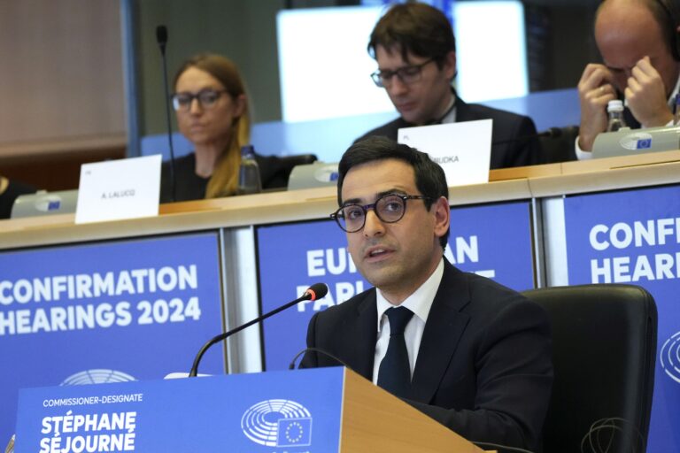 Európska únia sprísni kvóty na dovoz ocele, chce chrániť výrobcov