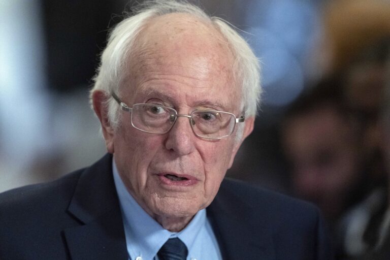 Bernie Sanders obhájil svoj mandát senátora