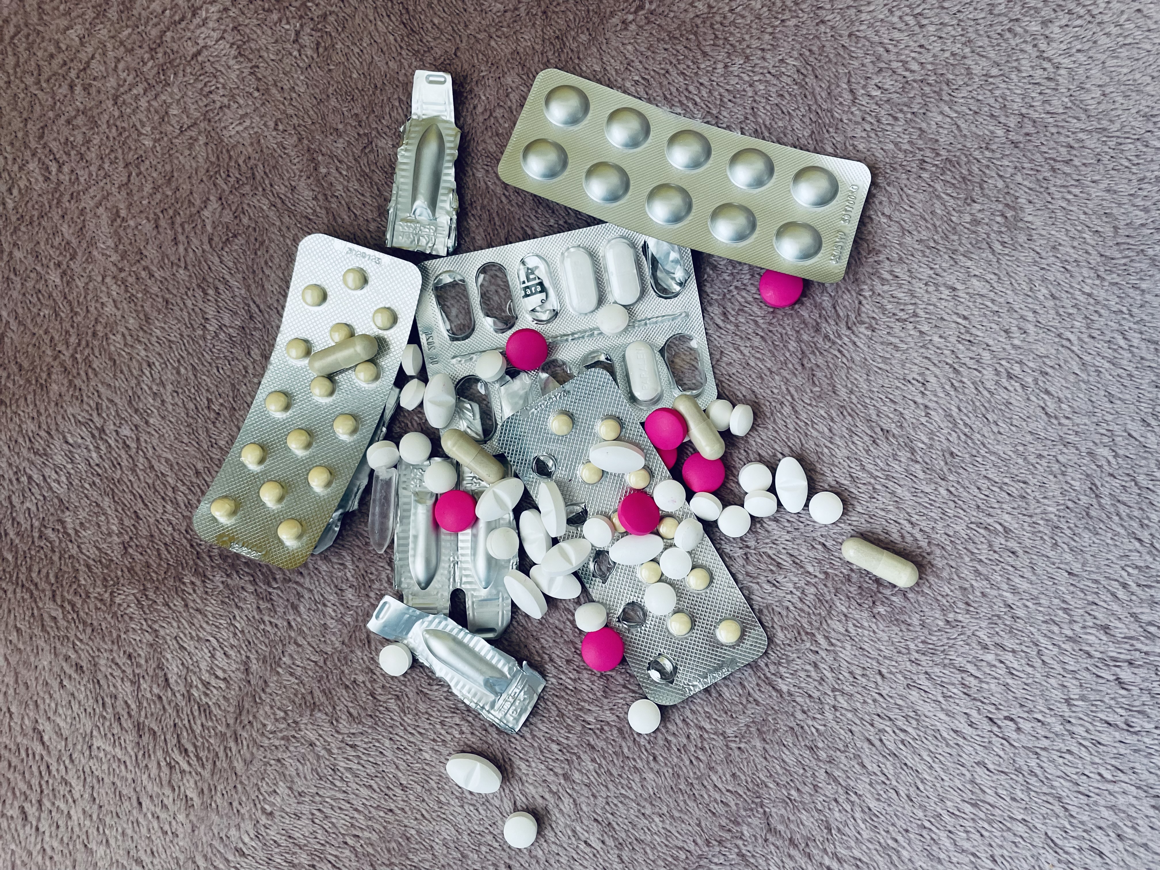 Za lieky sme vlani zaplatili takmer 2,5 miliardy eur, spotreba opäť stúpla