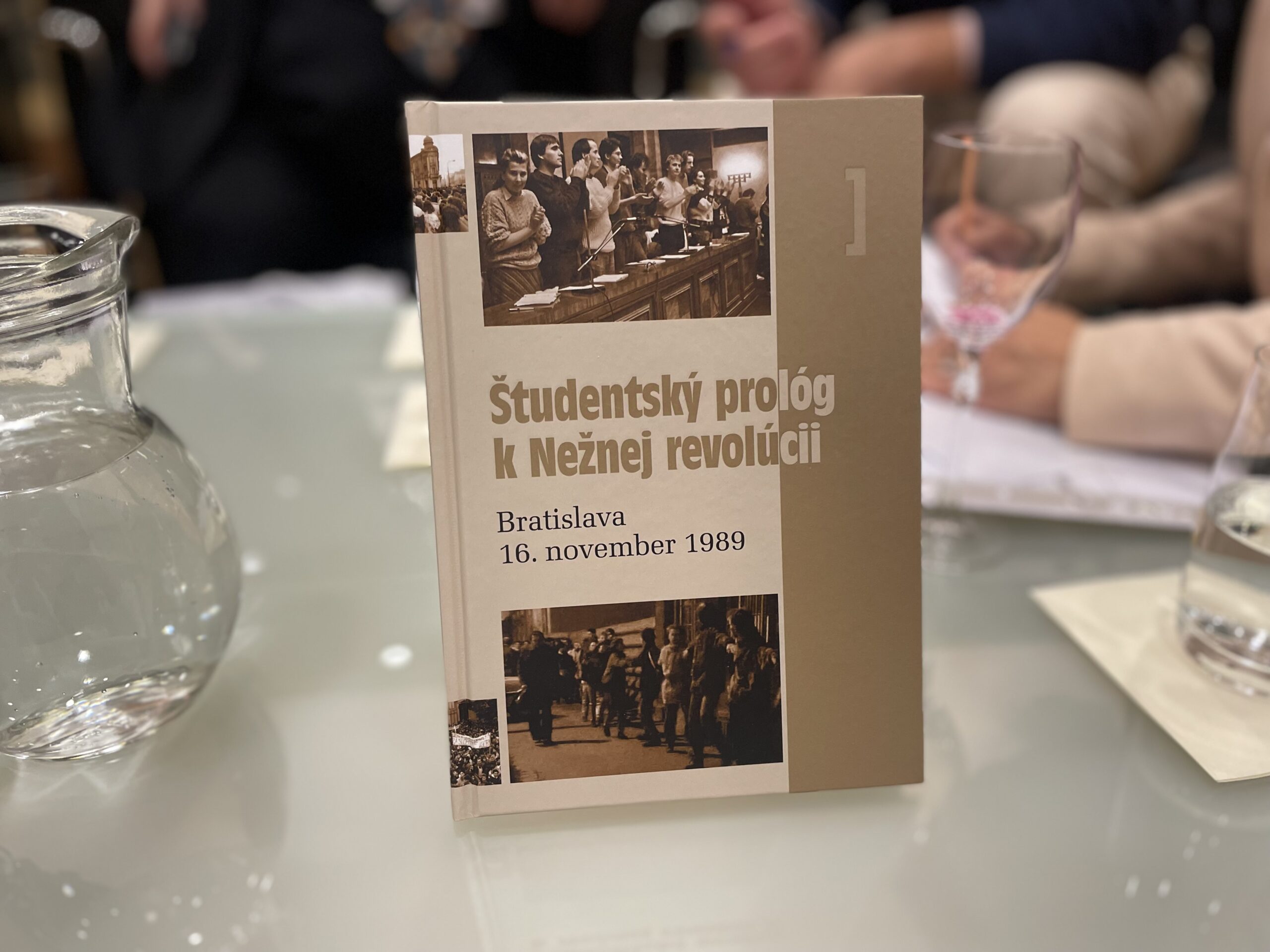 nežná revolúcia 1989