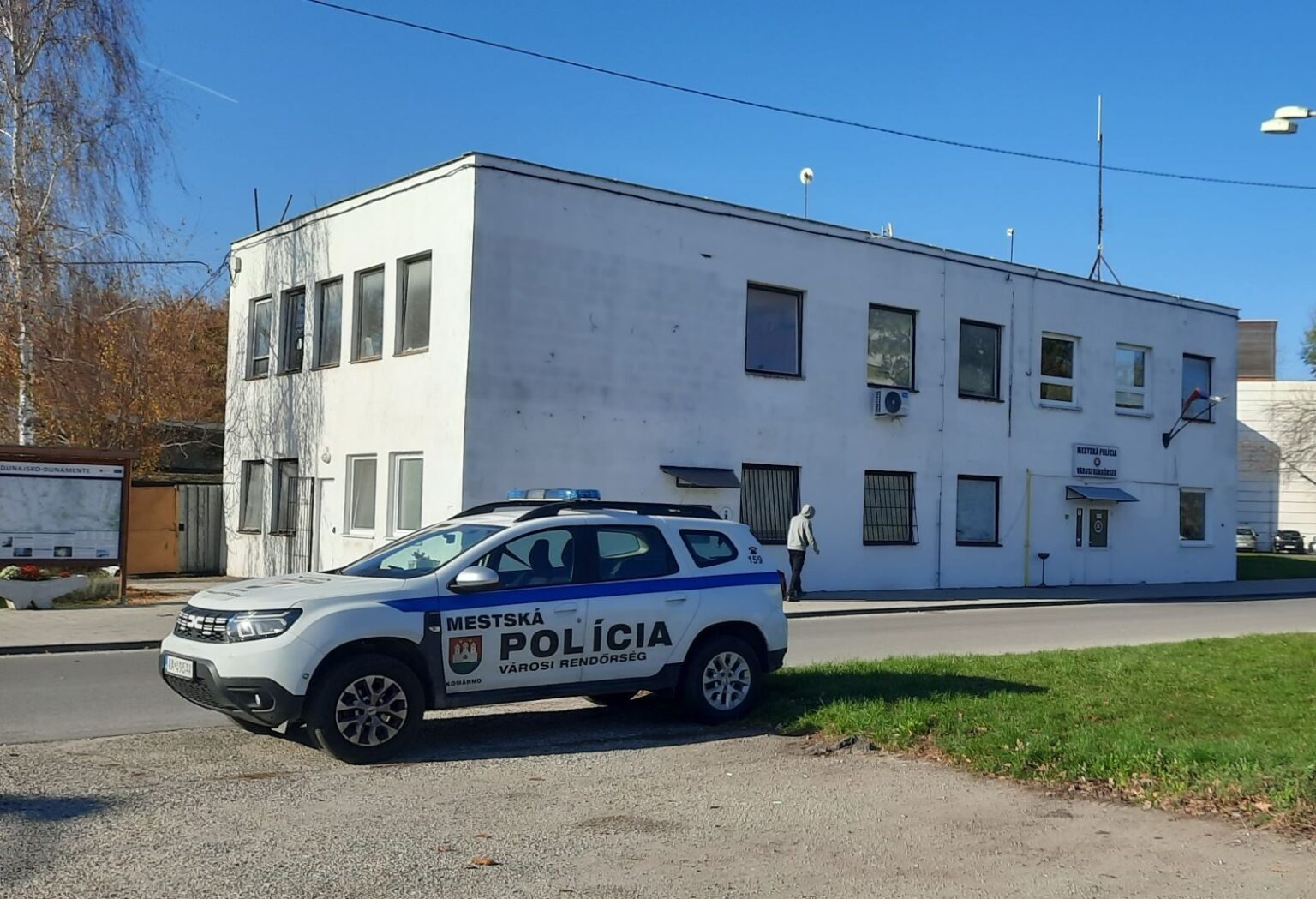 Mestská polícia v Komárne. Foto: Jozef Uhlárik