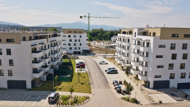 Trenčín zažíva realitný boom. V meste chcú postaviť tisíce bytov