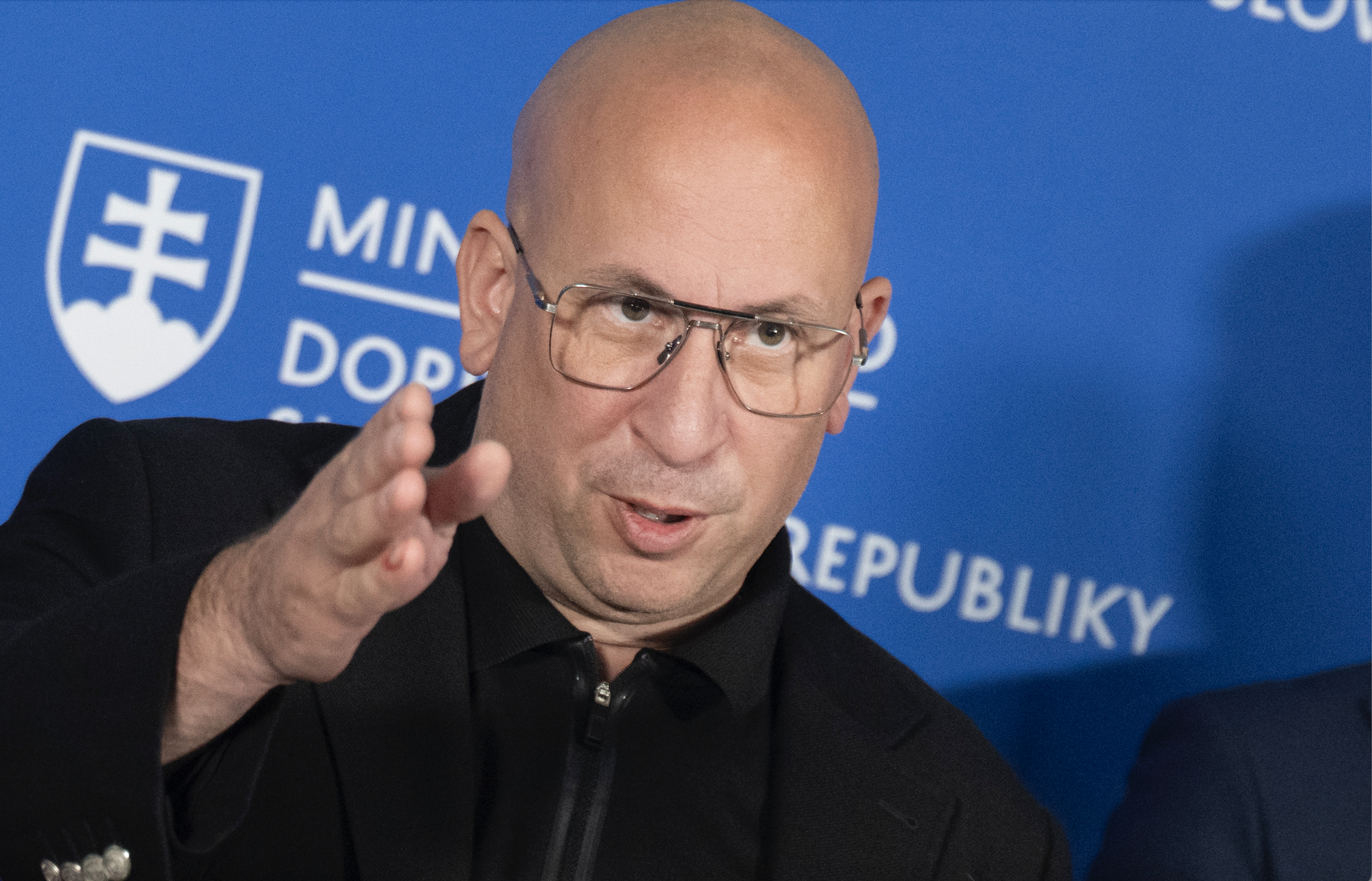 Dokončenie úseku D1 s tunelom Višňové sa opäť predĺži. Ráž oznámil nový termín dostavby