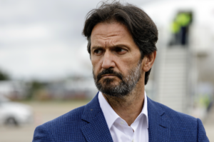 Kaliňák obhajuje vilu v Chorvátsku, progresívci ho zatiaľ z funkcie odvolávať nechcú