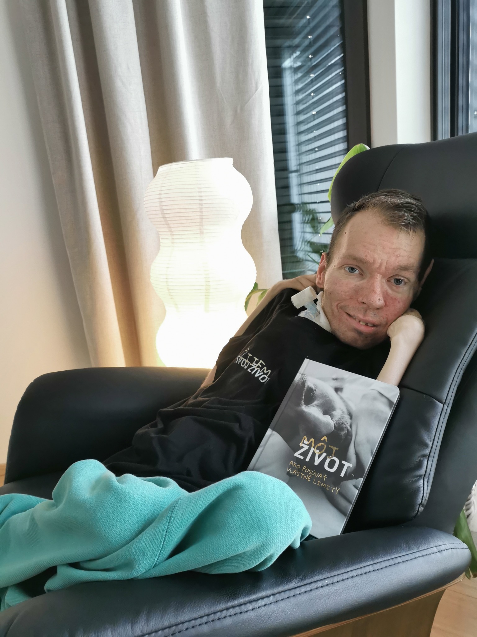 Michal píše bradou a vydáva knihy. Boh je mojou inšpiráciou, hovorí