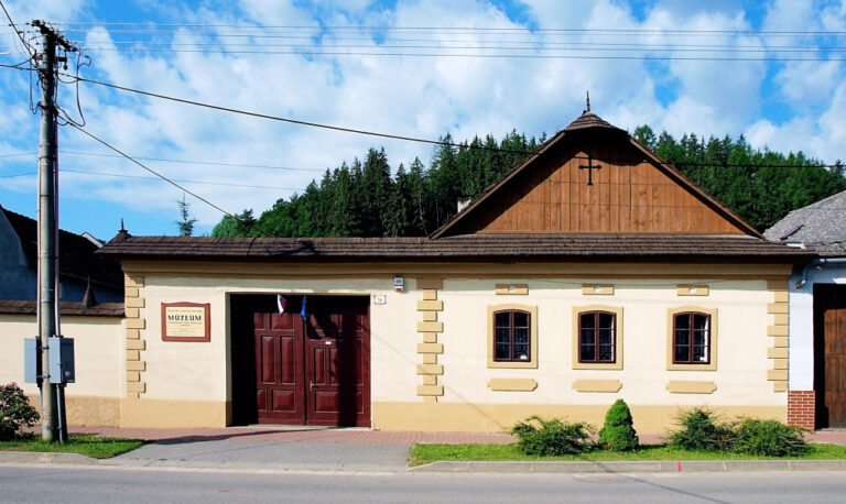 Slovenské technické múzeum zatvára pobočky vrátane múzea Schusterovcov. Pre konsolidáciu