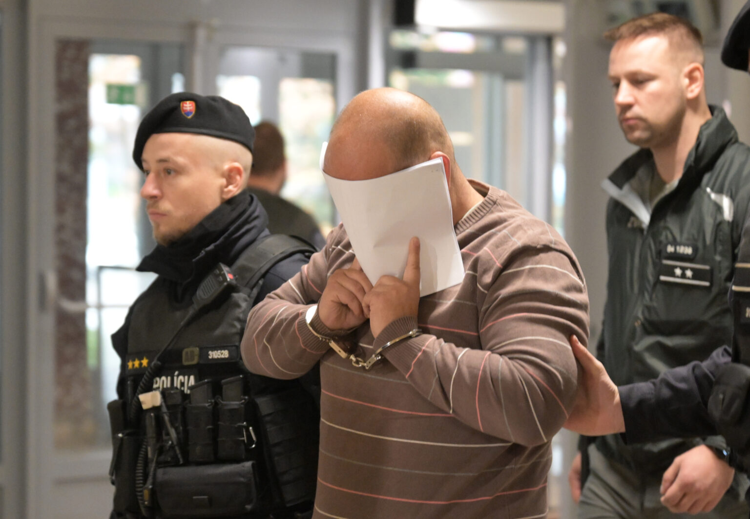 Policajt z Košíc, ktorý usmrtil zaistenú osobu. Foto: František Iván/TASR