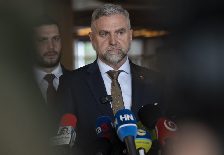 Gašpar verí, že na schôdzi budúci týždeň bude mať koalícia nadpolovičnú väčšinu