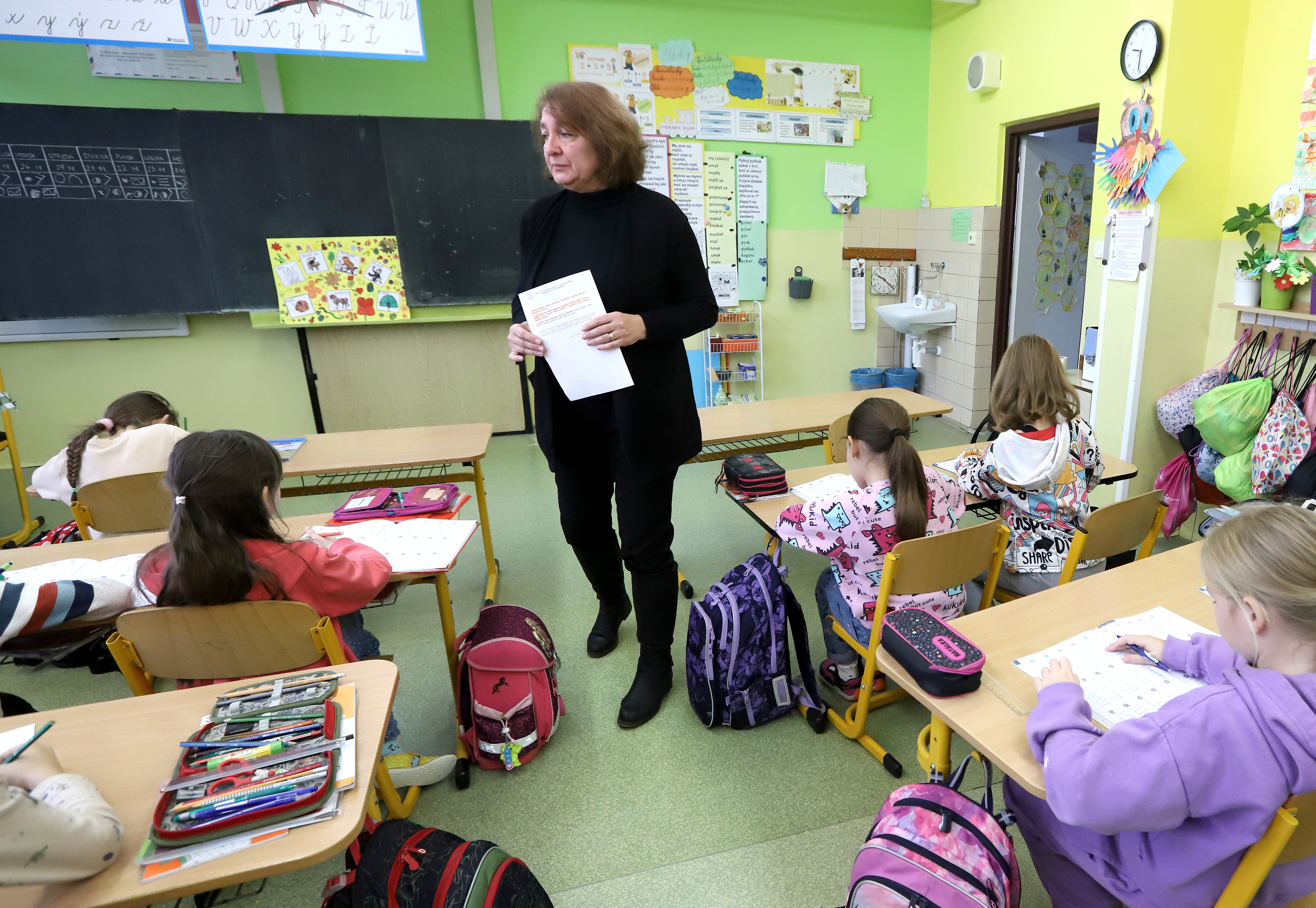 V triedach a v škole nám zastal čas, tvrdí hlavná školská inšpektorka