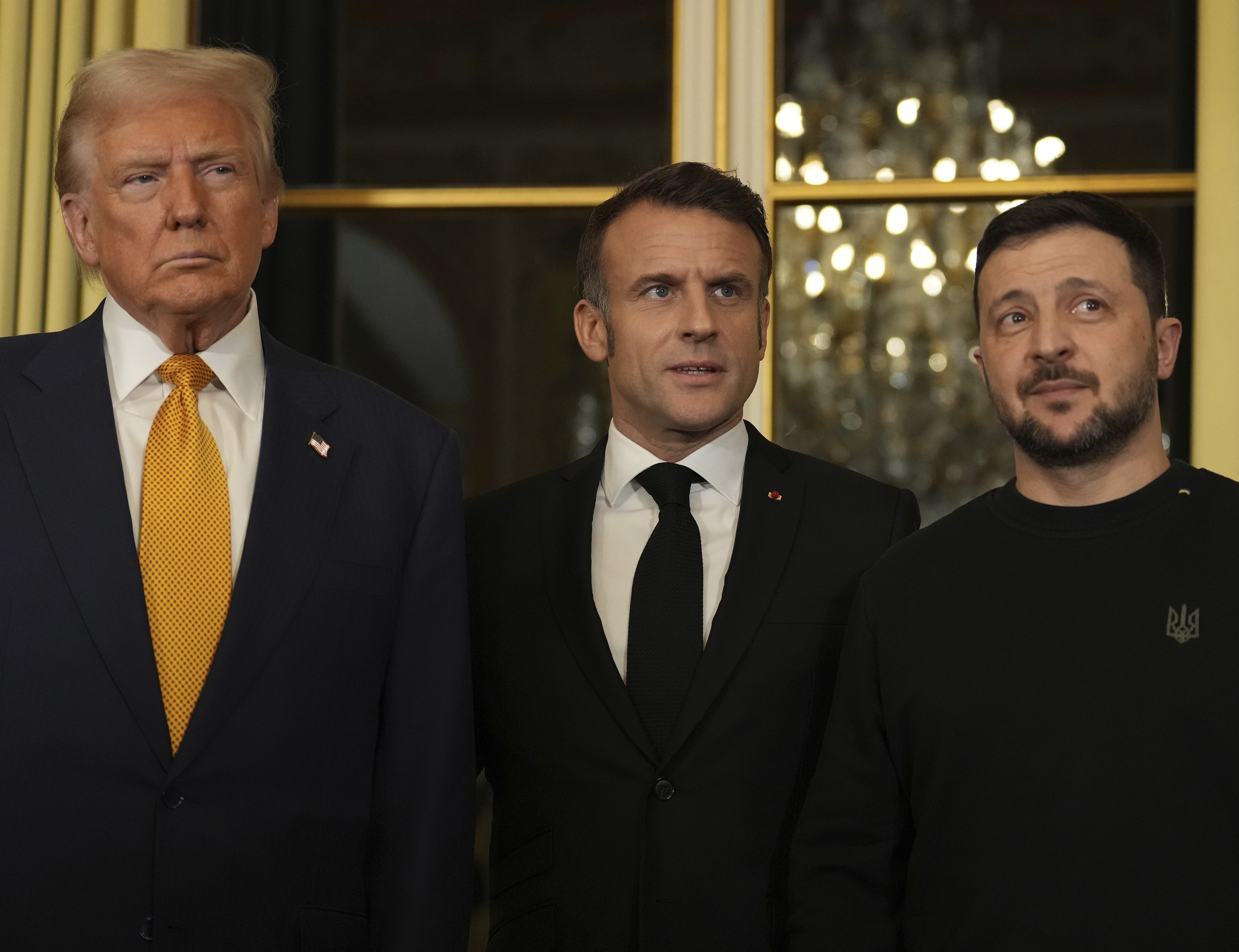 Na otvorenie Notre-Dame dorazili svetoví lídri. Macron rokoval s Trumpom a Zelenským
