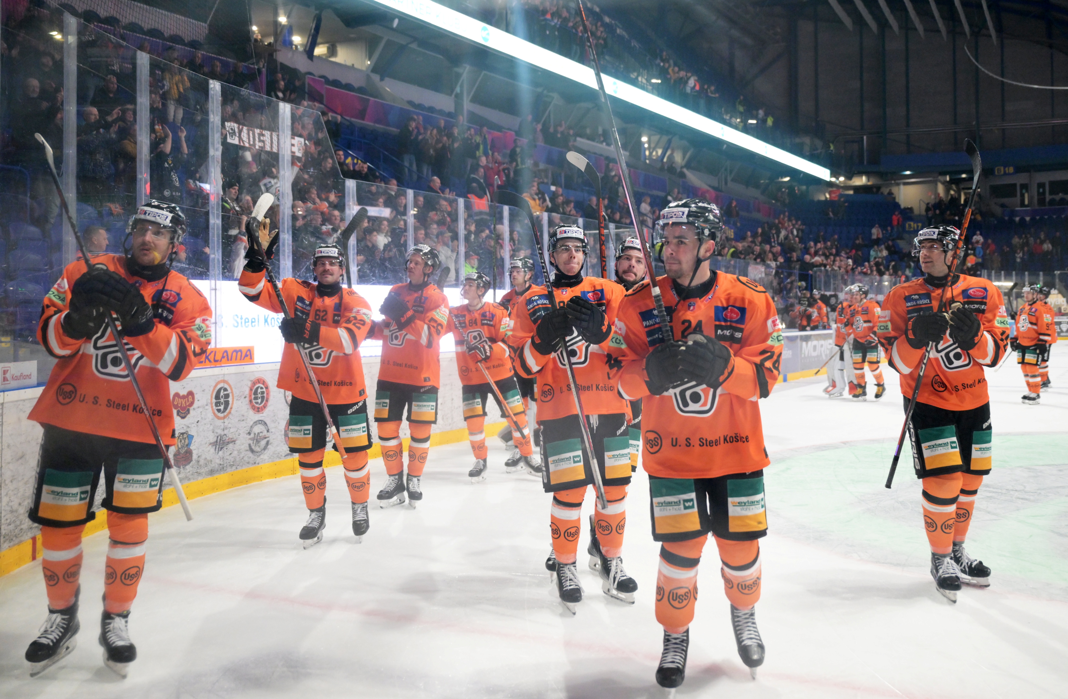 Po polovici základnej časti sú na čele extraligy Košice