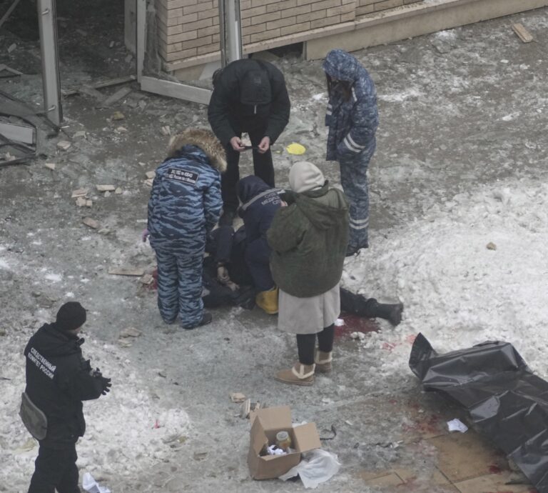 Rusko kritizuje spojencov Ukrajiny za reakcie na atentát na Kirillova. USA to popierajú