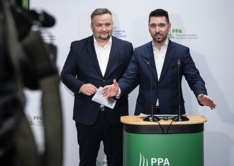 Poľnohospodárom vyplatila Pôdohospodárska platobná agentúra stovky miliónov eur