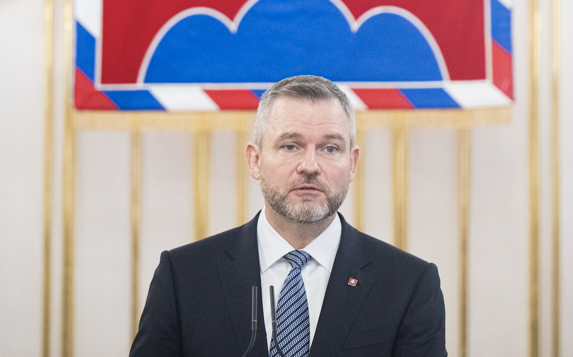 Pellegrini nový stavebný zákon podpísal, platiť začne od apríla