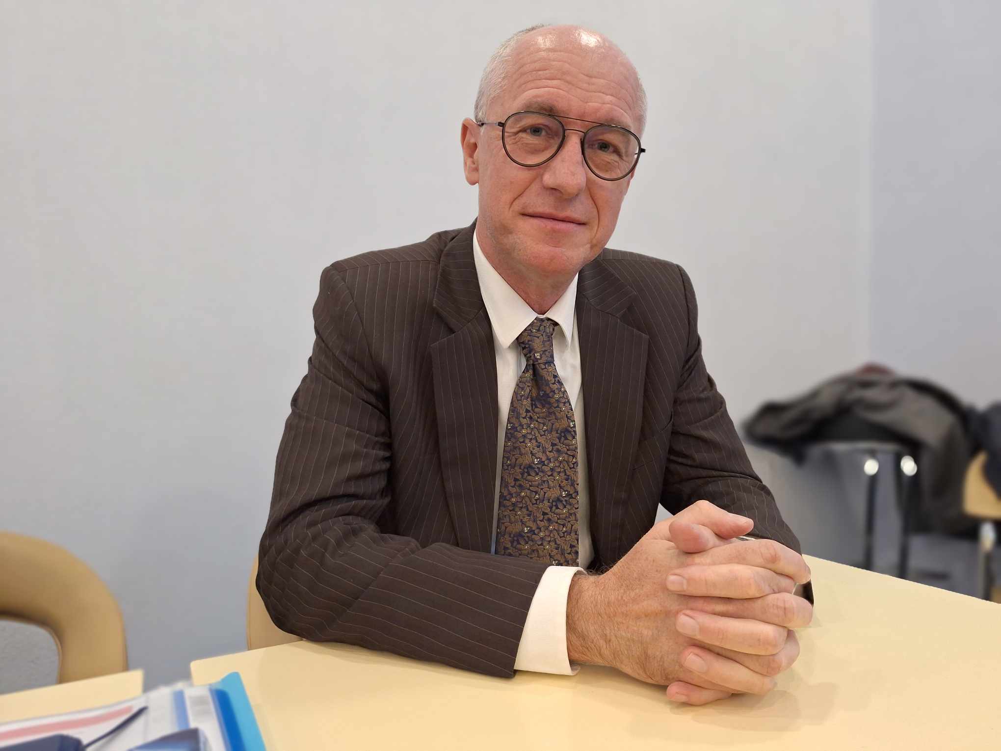 Prešovský dopravný podnik opäť mení šéfa. Je ním exminister hospodárstva Karel Hirman