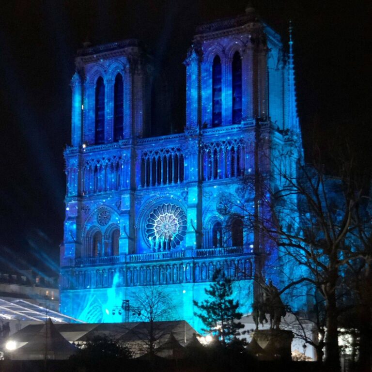 Otvorenie Notre-Dame. Foto ČTK / imago stock&amp;people / Eric Bromme