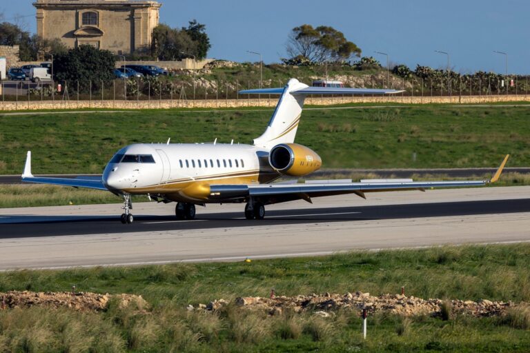 Slovenský rezort obrany vynaložil na dve lietadlá temer 46 miliónov eur