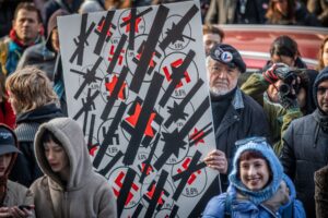 Keď rada rokuje pod politickým tlakom