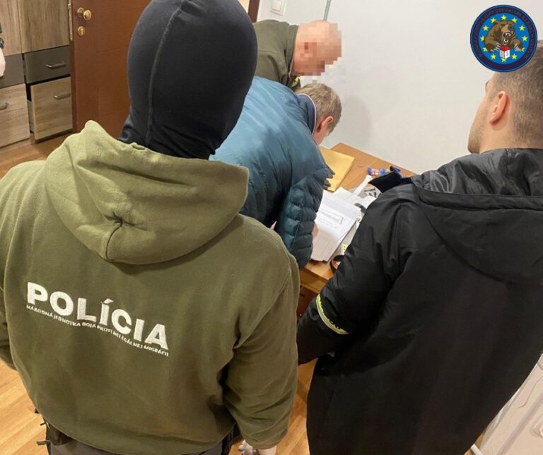 Slovenskí policajti spolupracovali na medzinárodnej akcii proti prevádzačom