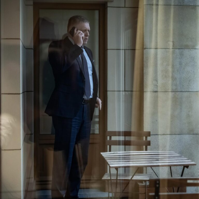 Fico telefonoval so Scholzom: Tranzit plynu cez Ukrajinu poškodzuje Slovensko