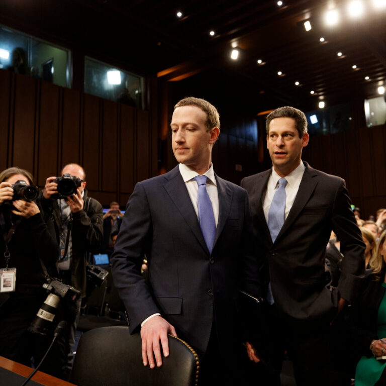 Zuckerbergova snaha o priazeň Trumpa? V Mete nahradil republikán rezignovaného liberála