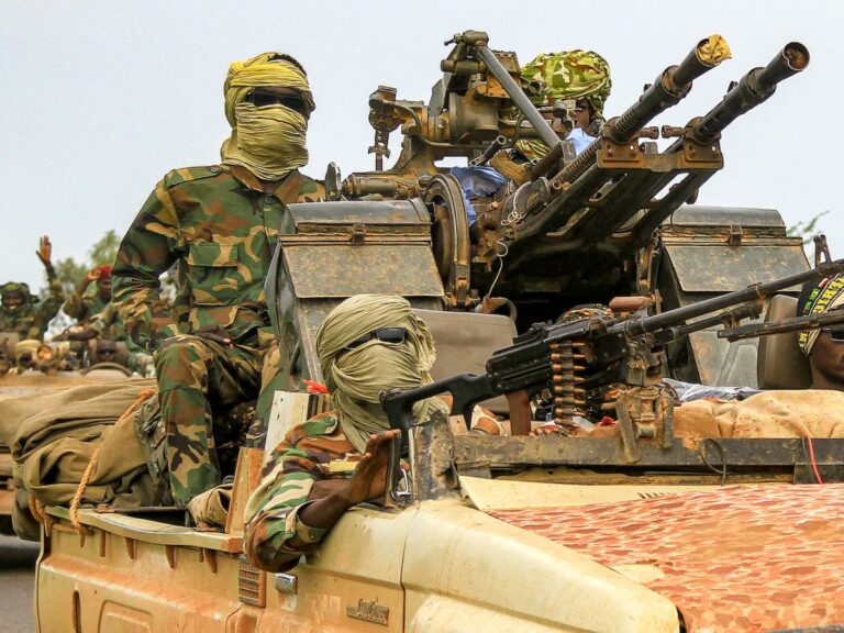 Počas bojov v Sudáne poškodili najväčšiu ropnú rafinériu v krajine