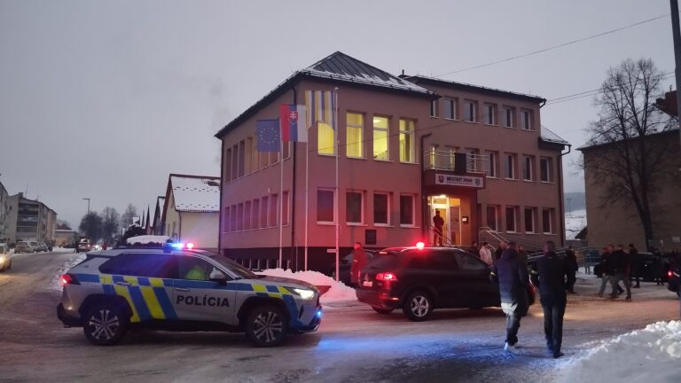 Polícia vzniesla obvinenie z úkladnej vraždy v prípade tragédie v Spišskej Starej Vsi