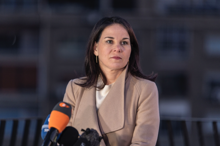 Baerbocková varovala nových lídrov Sýrie pred zavedením islamistickej vlády