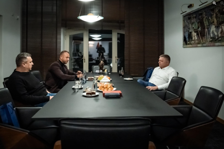 Fico zvolal koaličnú radu vo veci tranzitu plynu cez Ukrajinu