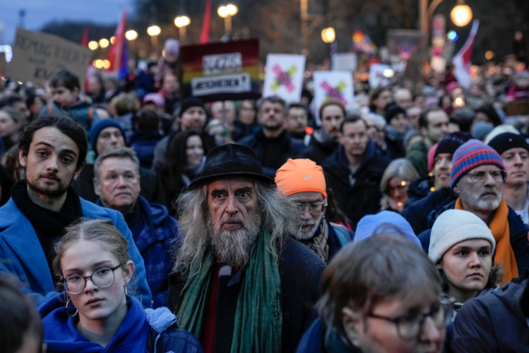 Desiatky tisíc ľudí protestovali v Nemecku proti Alternatíve pre Nemecko