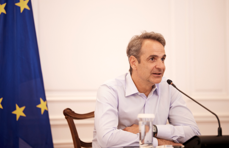 Tri opozičné strany v Grécku chcú vláde vysloviť nedôveru, rokujú o načasovaní