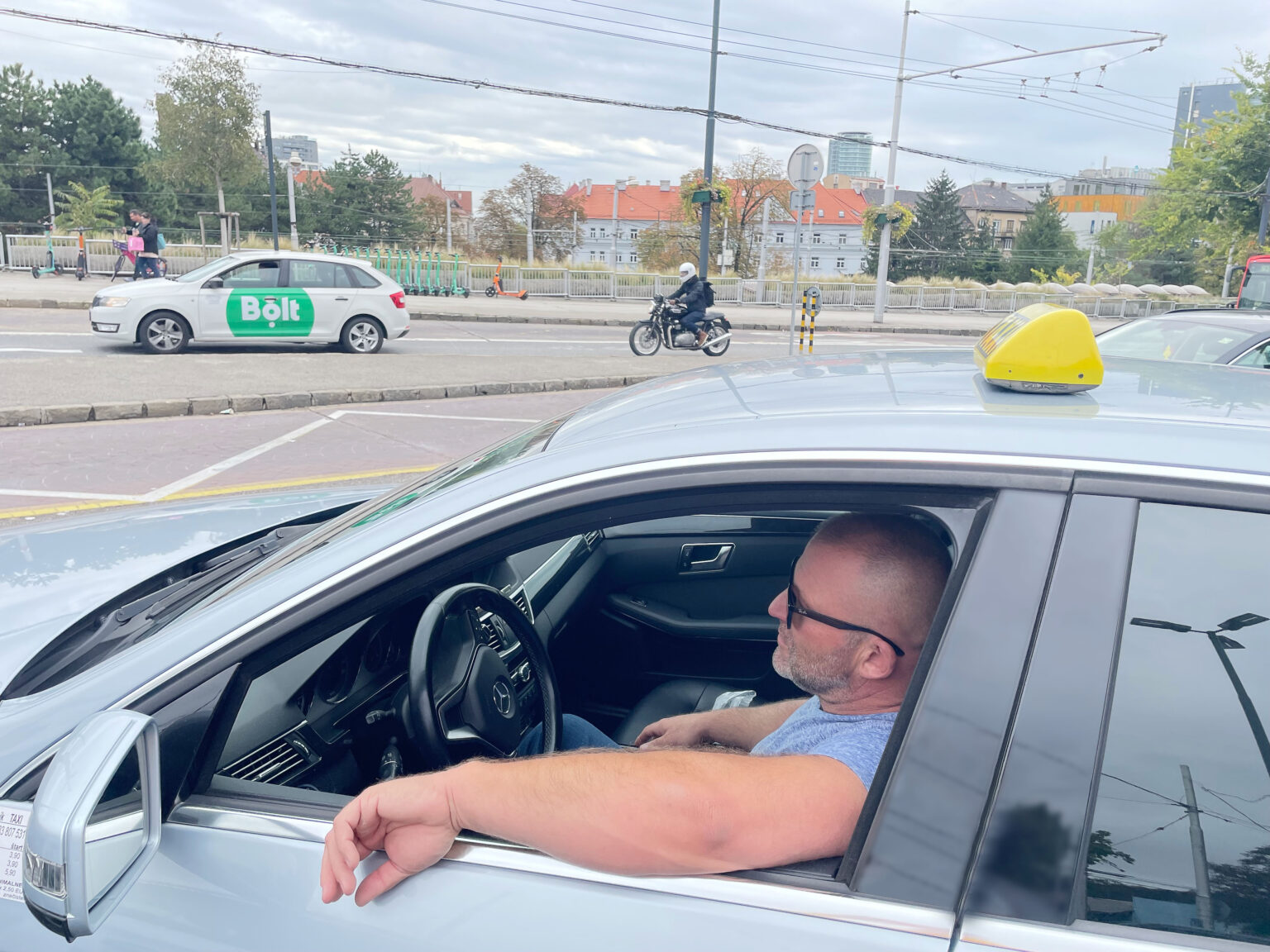 Od 1. 1. 2025 môže byť vozidlom taxislužby len vozidlo evidované v Slovenskej republike. Foto: Miroslava Pavlíková