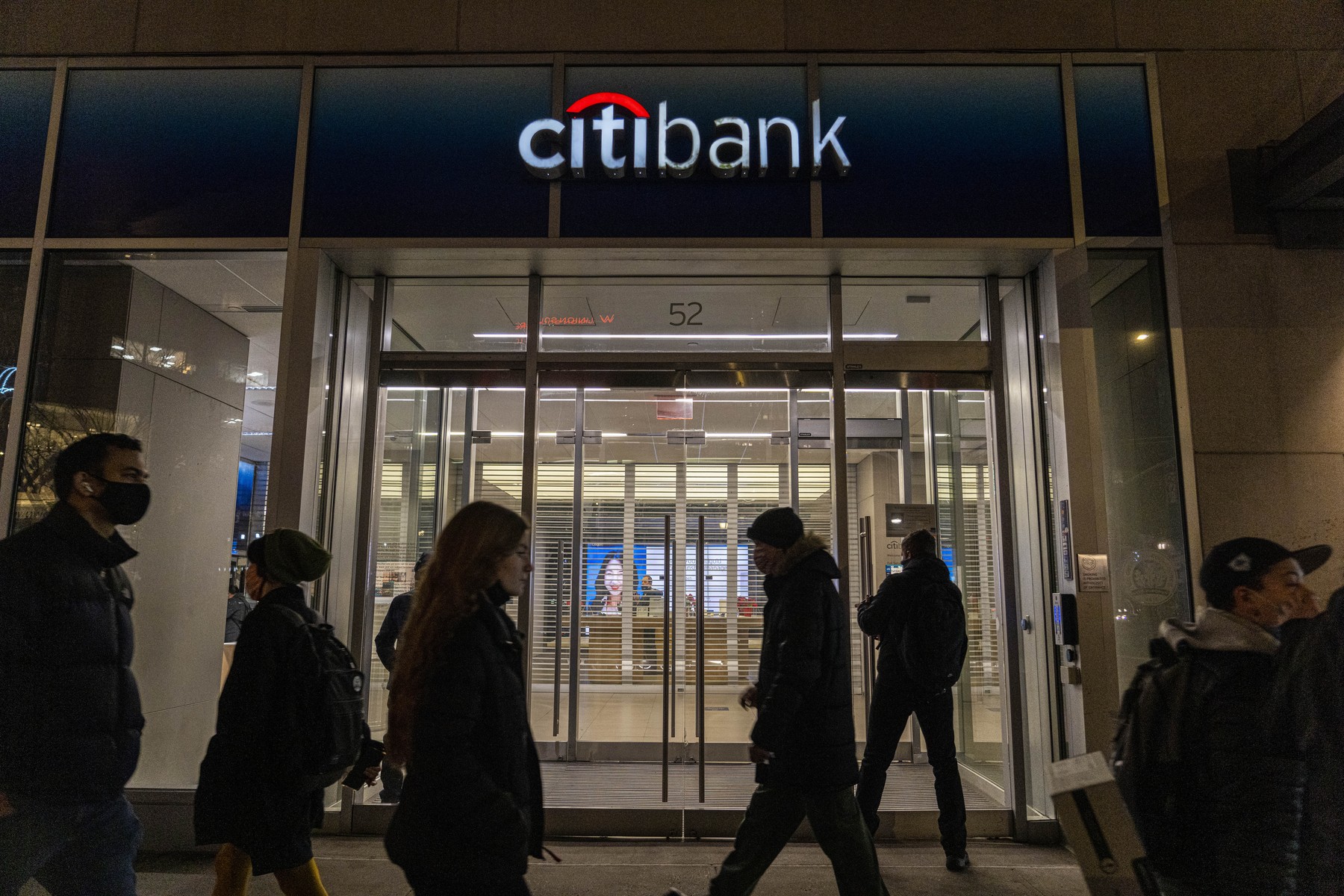 Ruský plyn bude cez Ukrajinu zrejme opäť prúdiť, tvrdia analytici tretej najväčšej banky USA