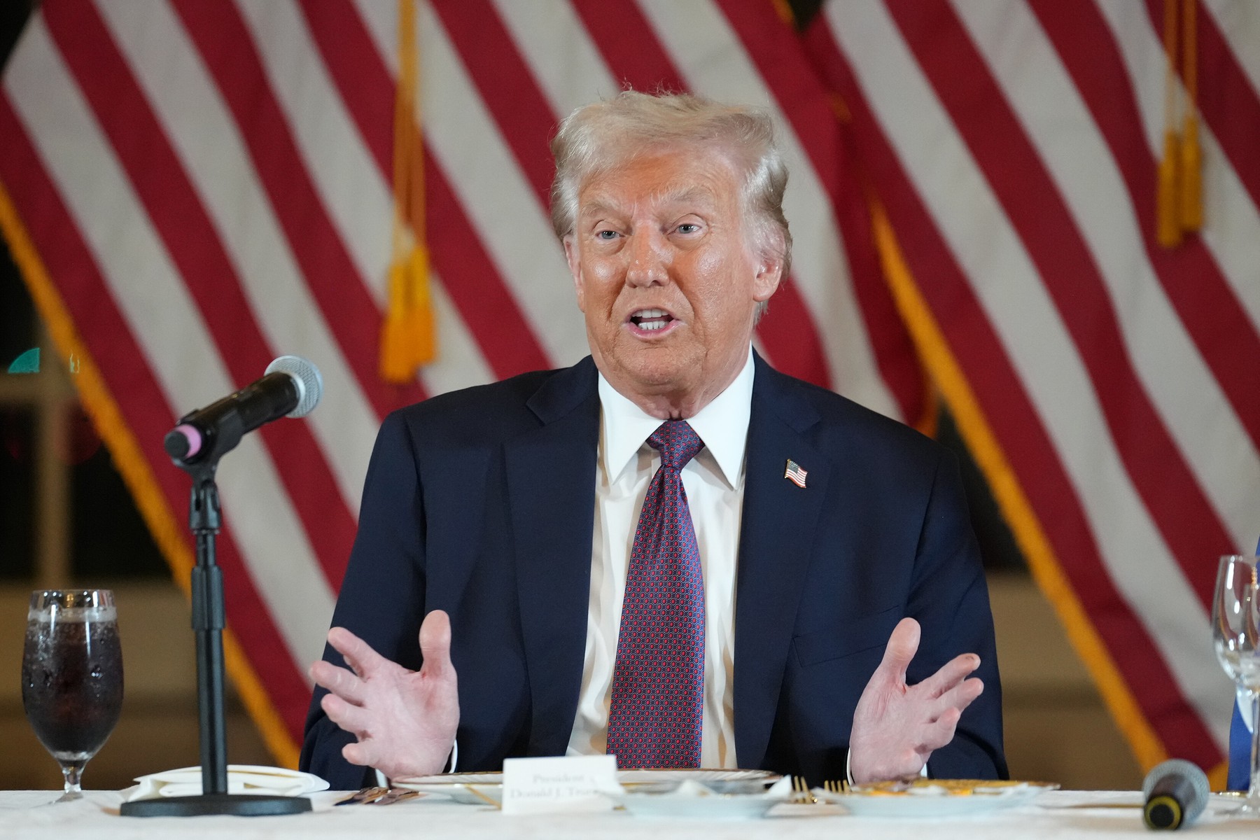 Trump potvrdil prípravu stretnutia s Putinom. Ten s tým súhlasí