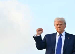 Donald Trump a „nový triumvirát“: Moderná americká paralela